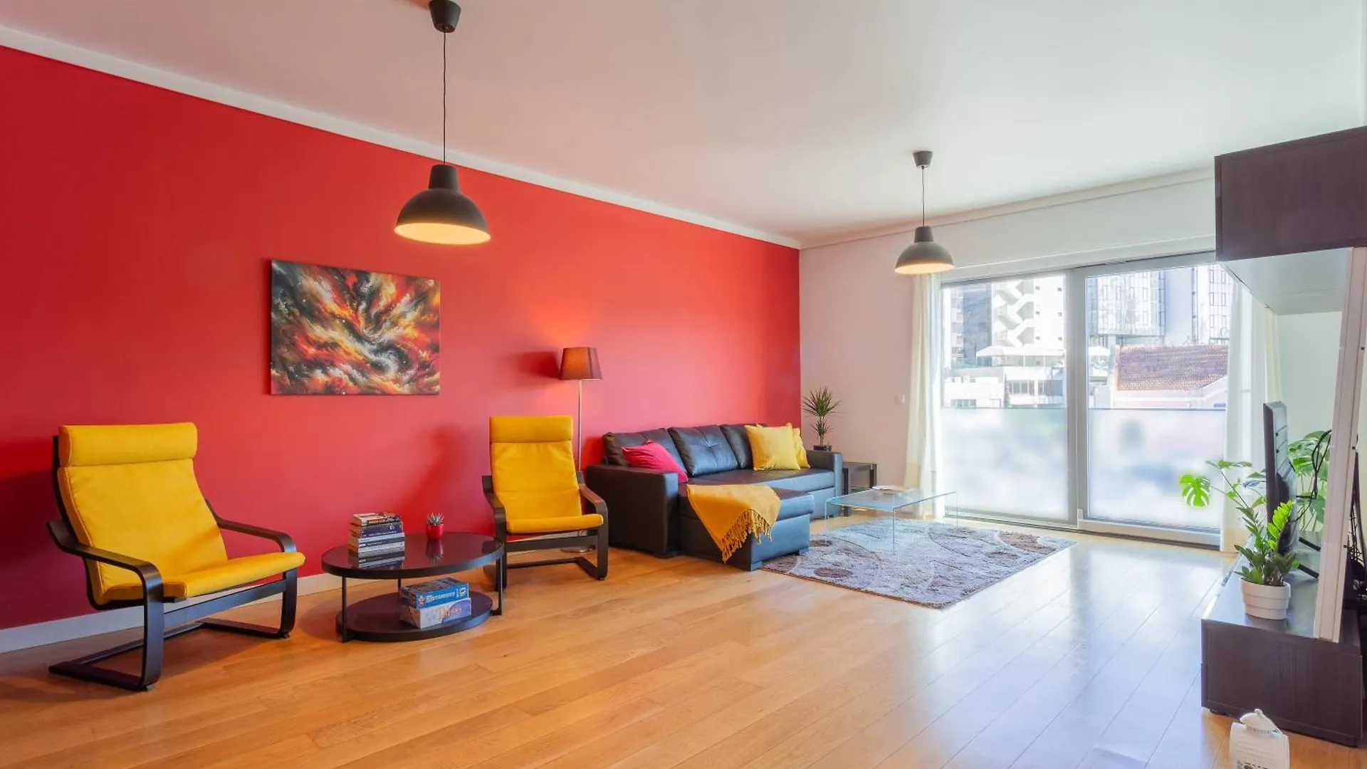 Ldapartments - Spacious Lisbon Haven W/Lift&Garage Португалия